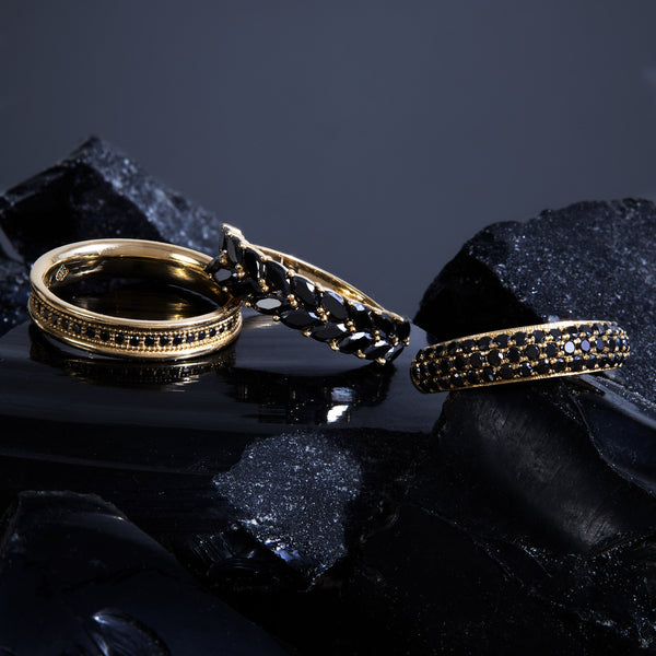 Black Diamonds vs. White Diamonds: The Bold vs. The Classic