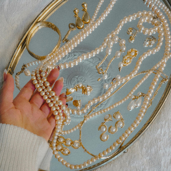 From Classic to Contemporary: The Allure of Pearl Jewelry