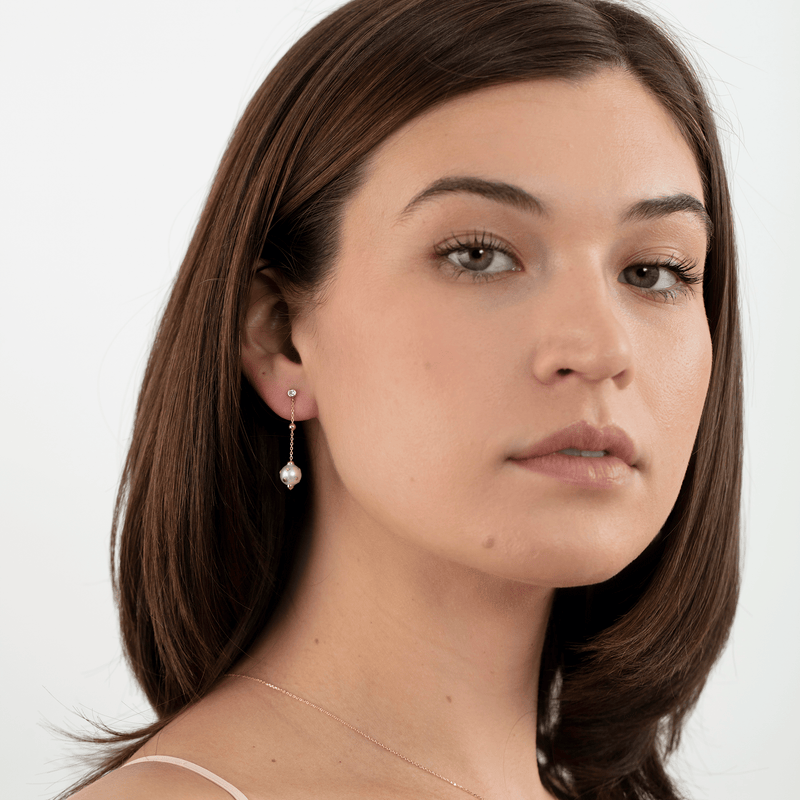 Dangle Pearl Earrings, Panni