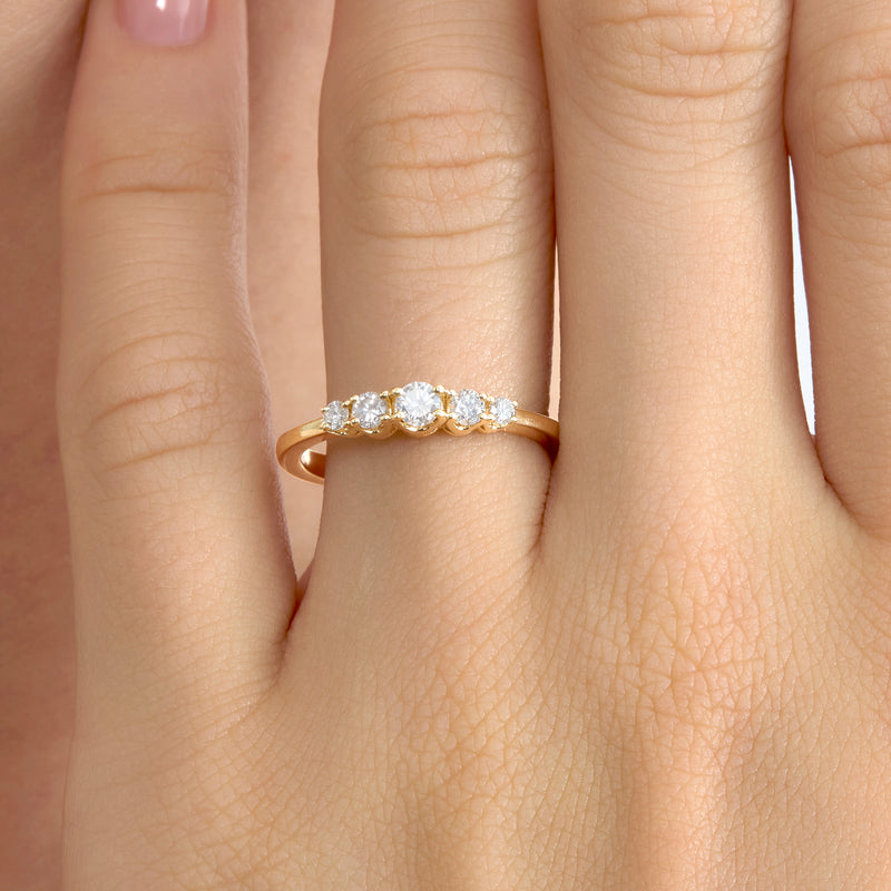 Graduated Diamond Ring, Harmony