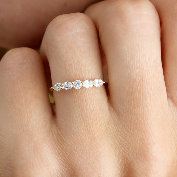 Lab-Grown Diamond Wedding Band, Elif