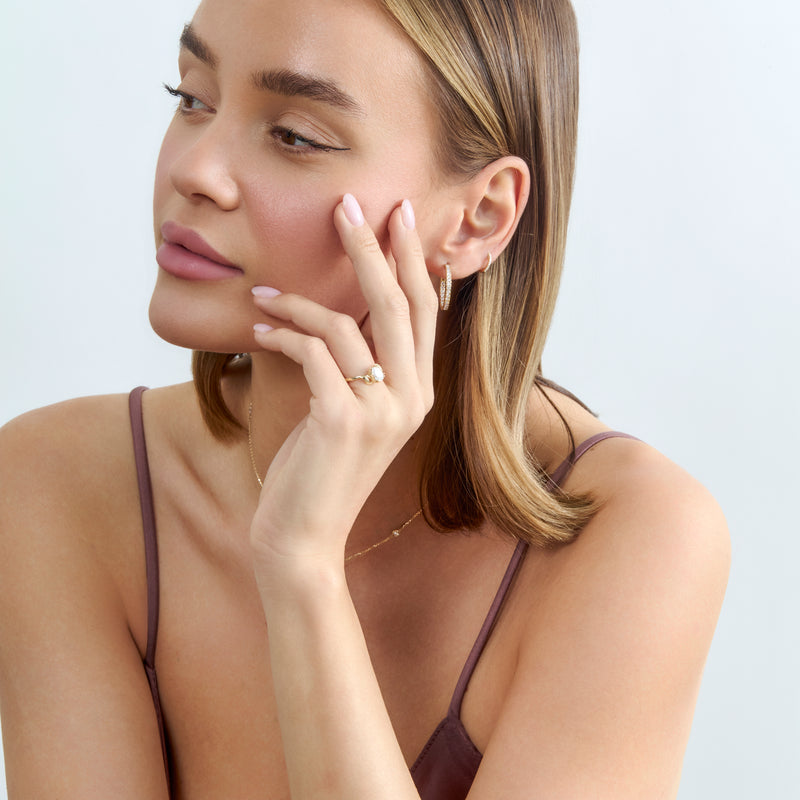 Oval-Cut Lab-Grown Diamond Engagement Ring, Elia