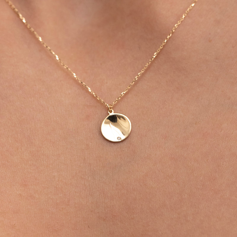 personalized solid gold pendant choker