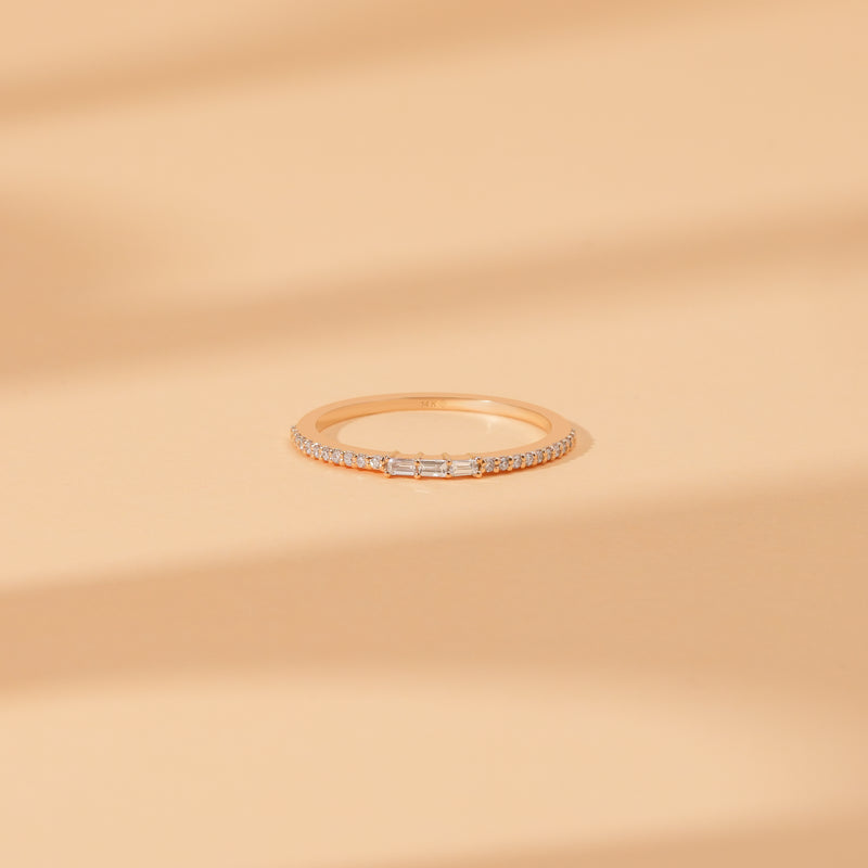 prong set white diamonds