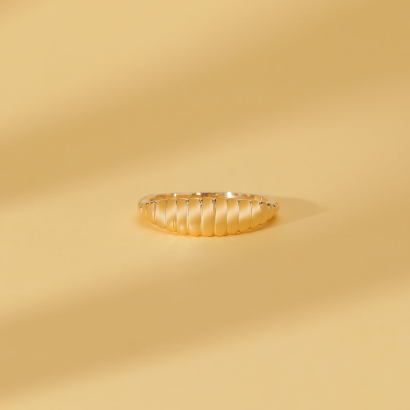 Plain Gold Croissant Ring