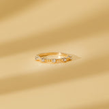 minimalistic prong set band