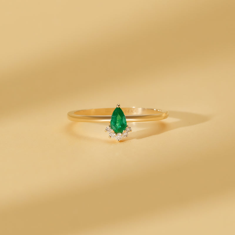 natural green gemstone and diamond band