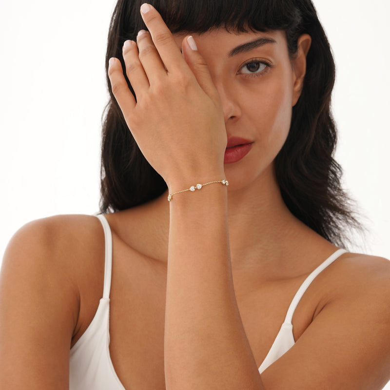 Heart Shape Diamond Bracelet, Virelai