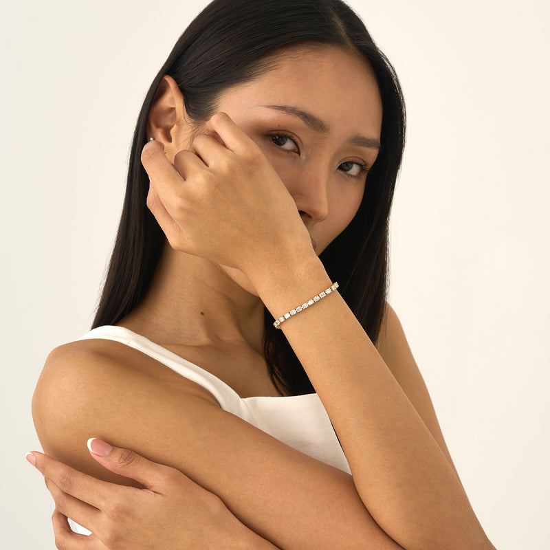 Oval Lab Grown Diamond Bracelet, Bellatrix