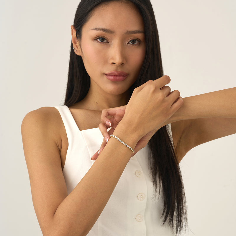 Oval Lab Grown Diamond Bracelet, Bellatrix