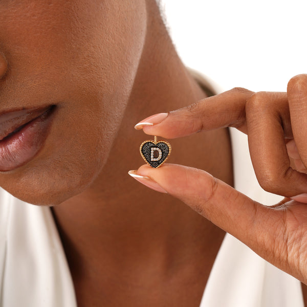 Black Diamond Initial Heart Charm, Aluinne