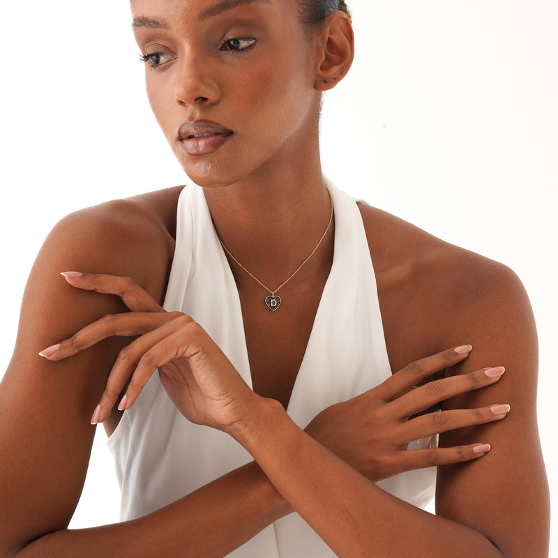 Black Diamond Initial Heart Charm, Aluinne