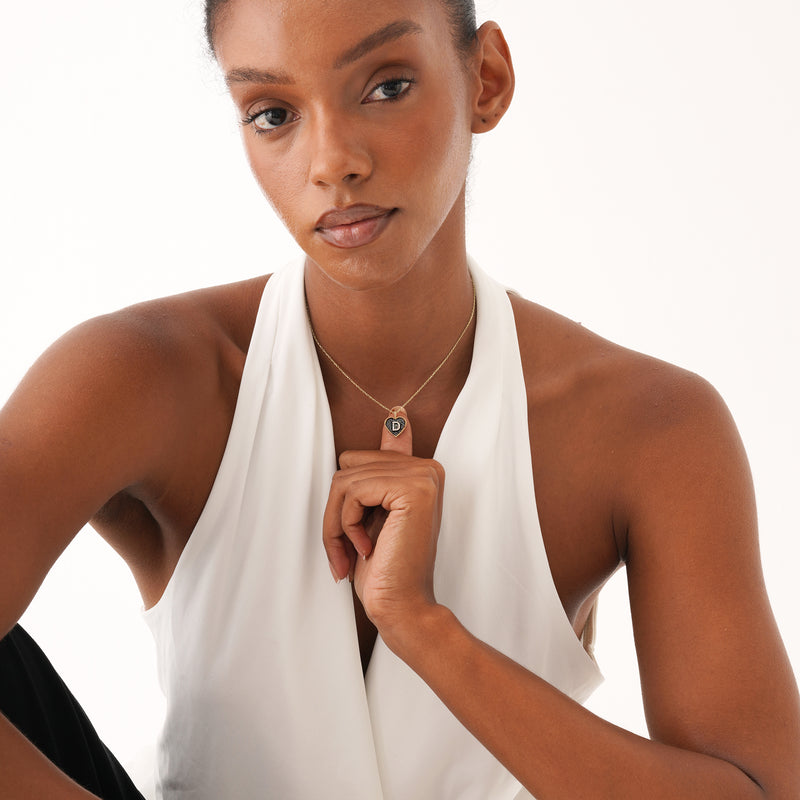 Black Diamond Initial Heart Charm, Aluinne