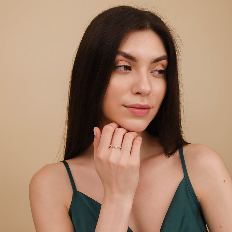 april birthstone ring in solid gold