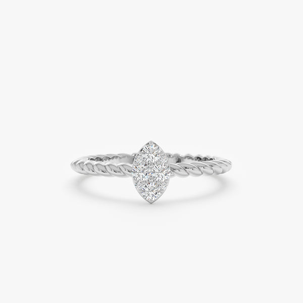 Diamond Engagement Ring in White Gold