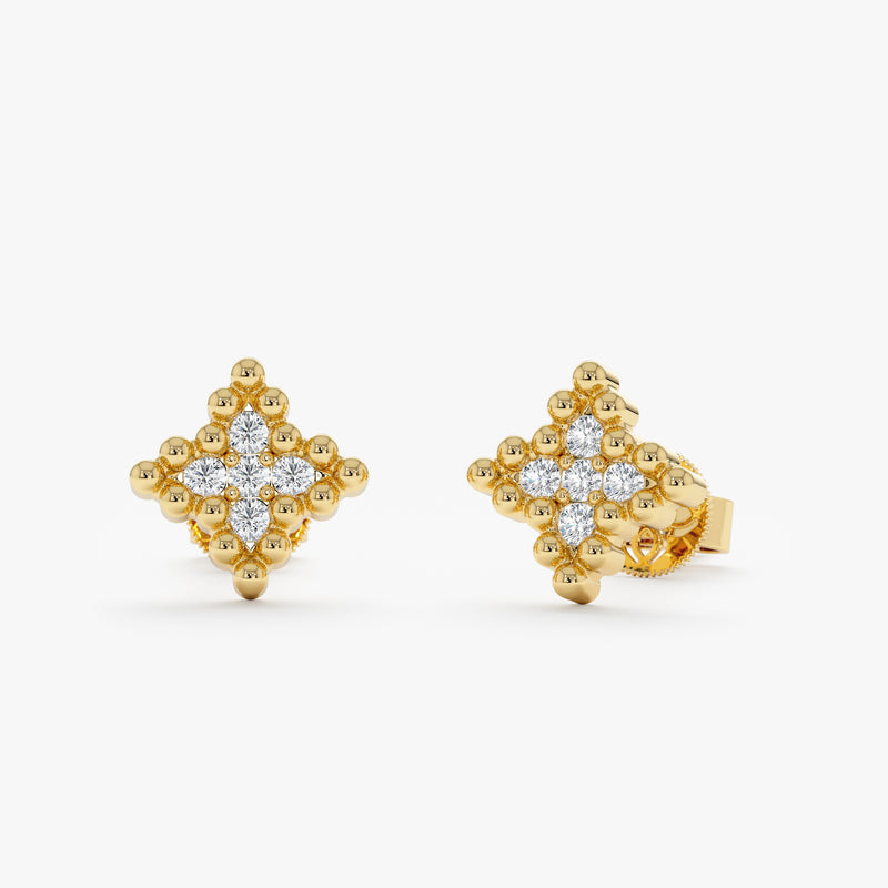 Gold Beaded Clover Stud Earrings, Tirania