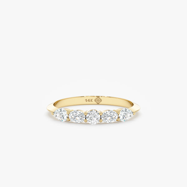 Lab-Grown Diamond Wedding Band, Elif