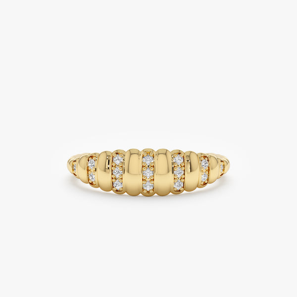 yellow gold diamond ring