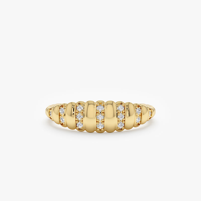 yellow gold diamond ring