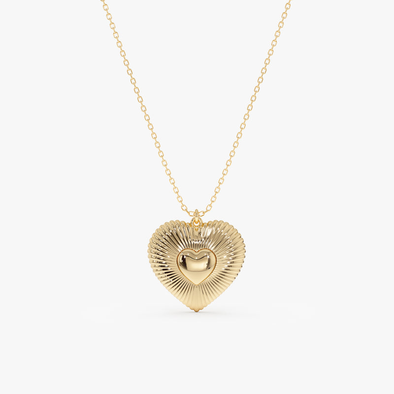 Gold Heart Pendant, Zyne