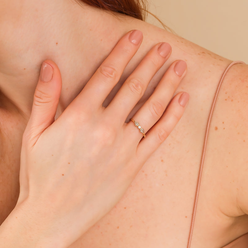 natural diamond gold band