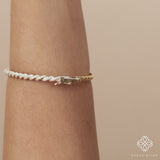 Diamond Twisted Bangle, Donna