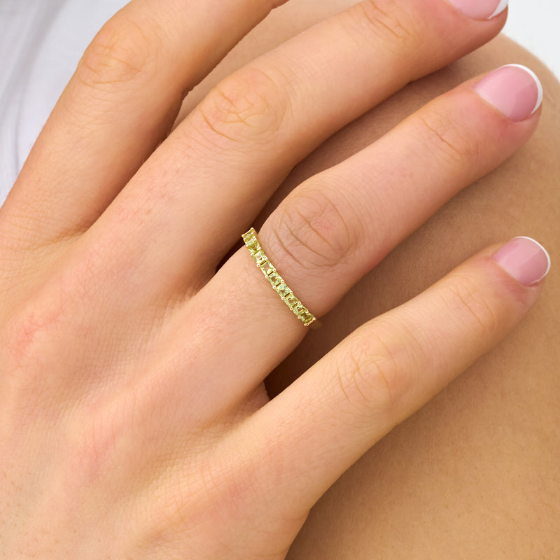 Princess-cut Peridot Ring, Cyra