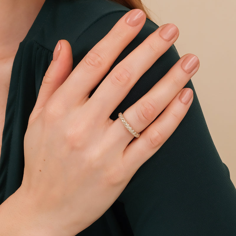 white diamond dome band