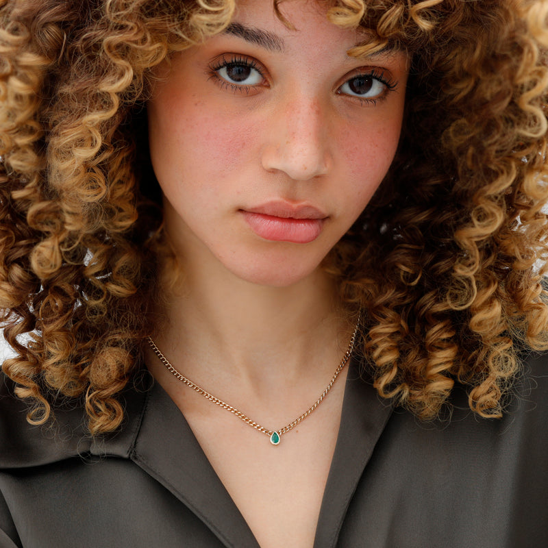 Solid Gold Cuban Chain pear-cut Emerald Necklace