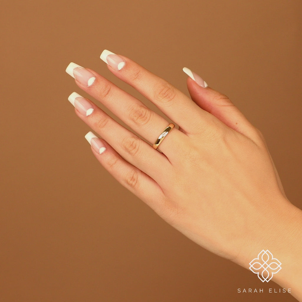  Single Diamond Gold Ring