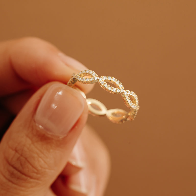 ethically sourced diamond band