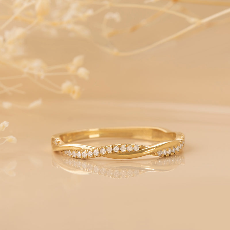 Natural Diamond Twisted Band