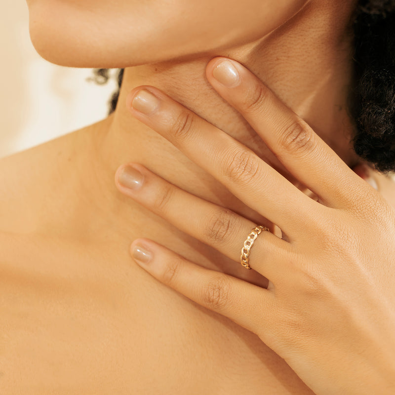 Simplistic Cuban Chain Ring