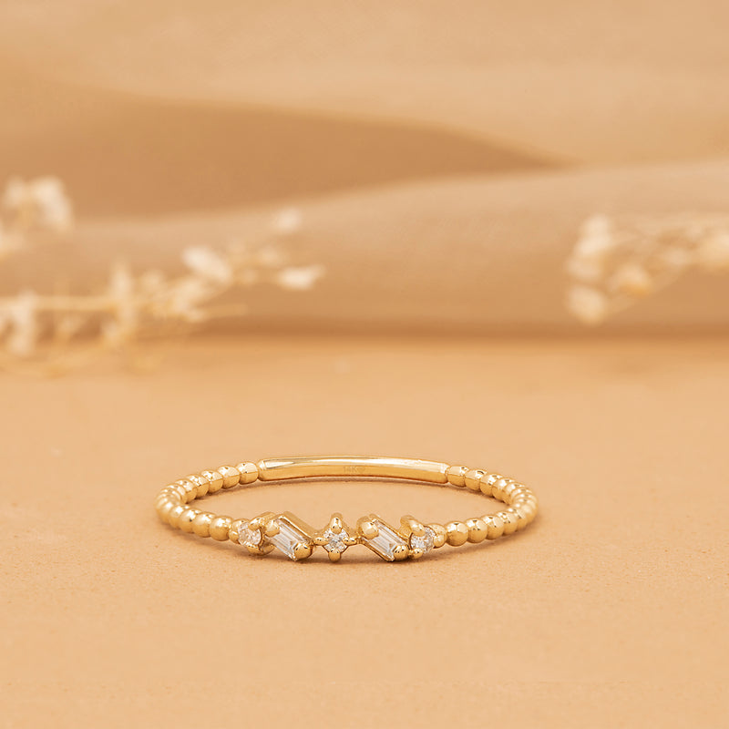 Round and Baguette Diamond Ring