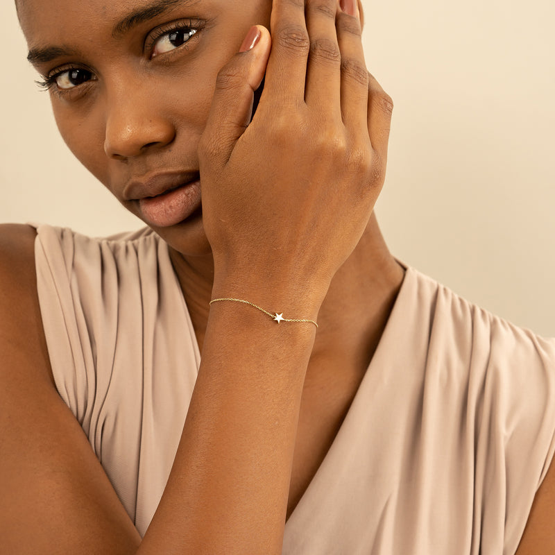 Dainty Tiny Star Bracelet