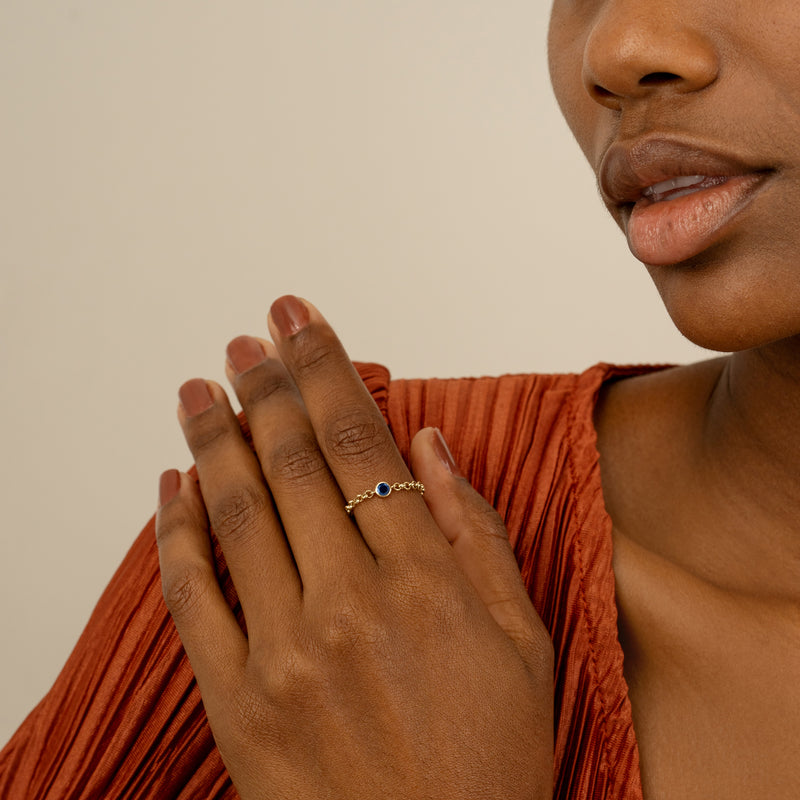 Minimalist Sapphire Chain Ring