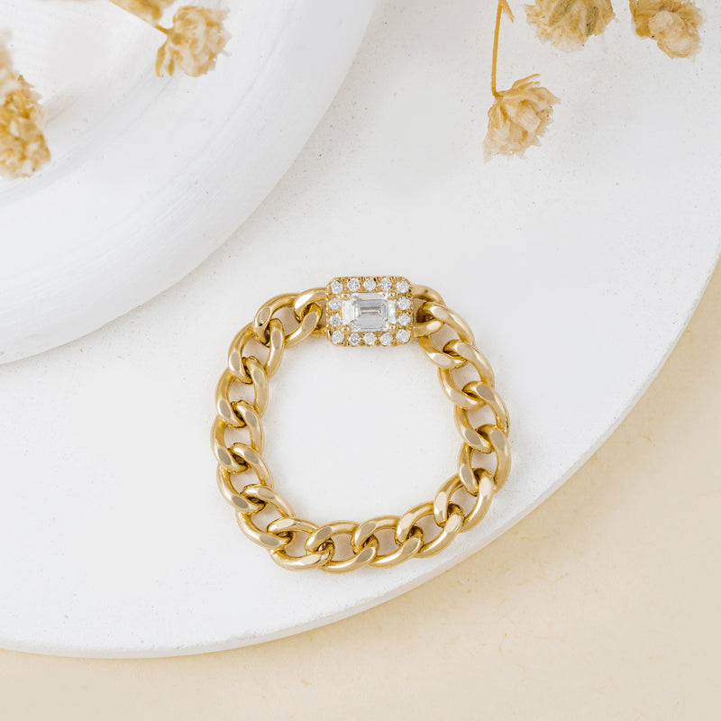 Emerald Cut Diamond Chain Ring