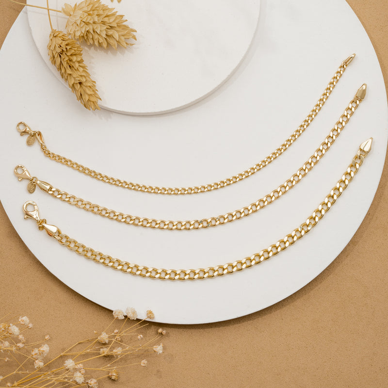 Cuban Chain Bracelets in solid gold unisex