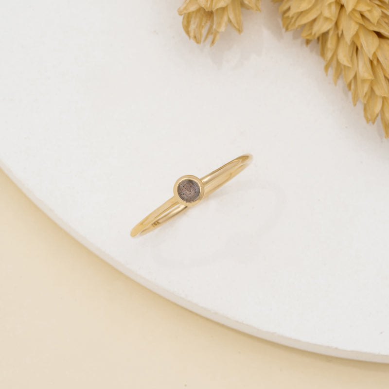 Bezel Labradorite Ring