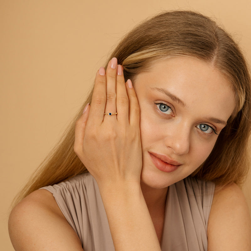 Natural Blue Sapphire Bezel Chain Ring
