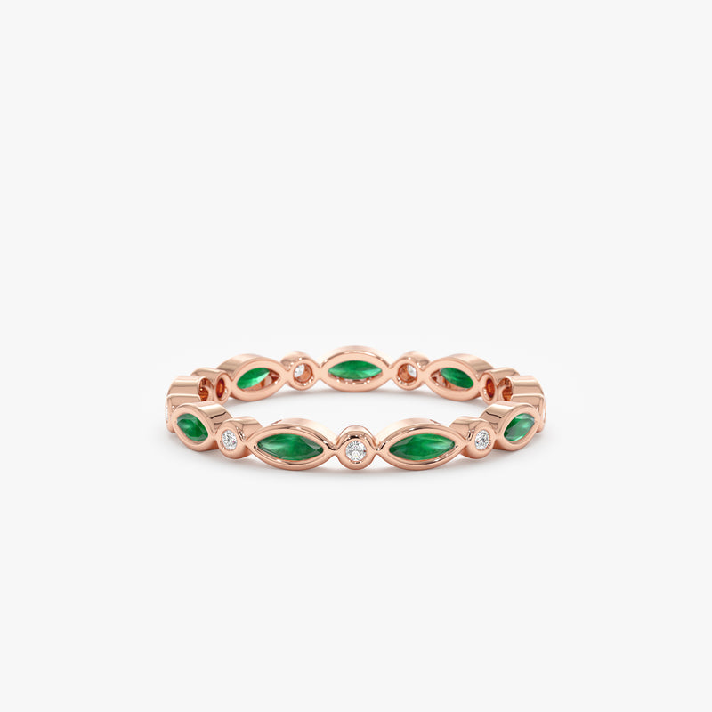 rose gold emerald and diamond ring