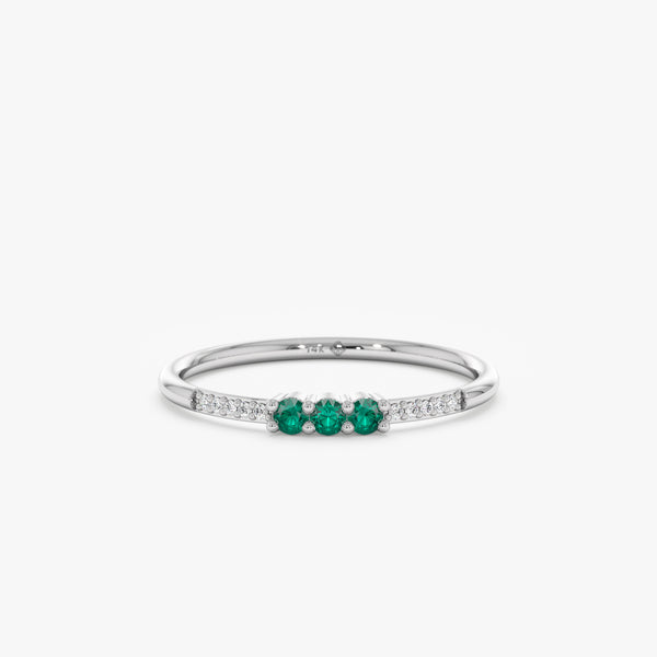 White Gold Emerald Band