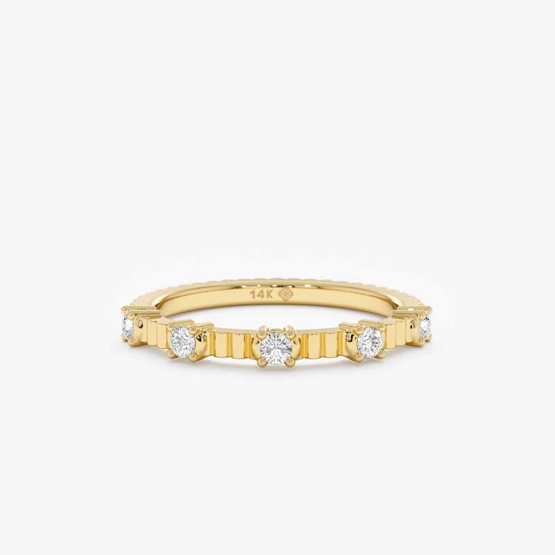 Yellow Gold Ribbed Diamond Ring