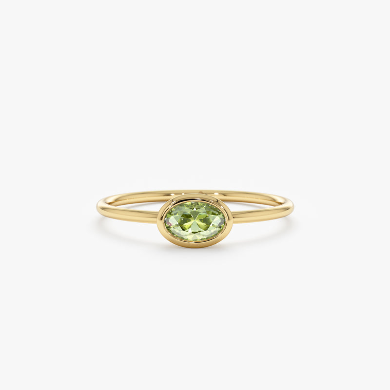 yellow gold peridot band