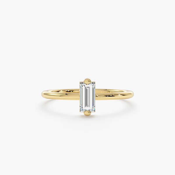 Single baguette diamond ring
