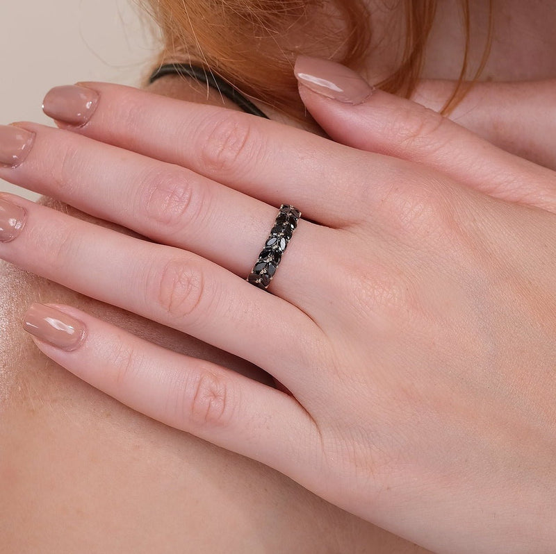 unique design wedding band