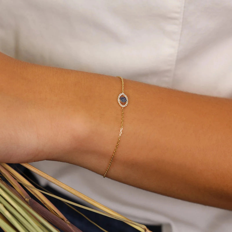 lucky eye bracelet with natural sapphire and diamonds