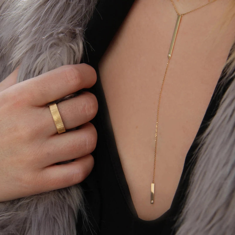 textured band and lariat necklace 