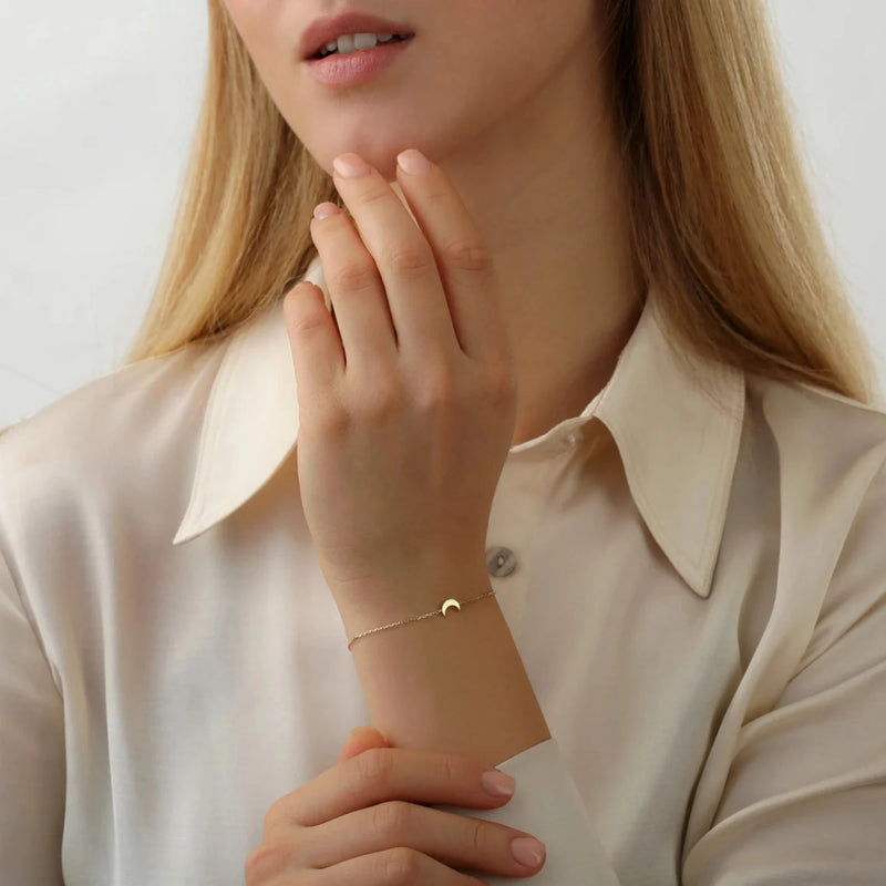18k crescent moon bracelet